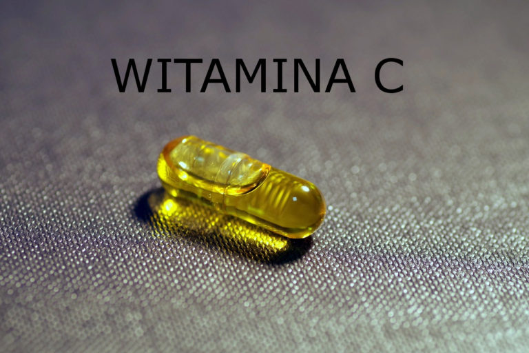 witamina C