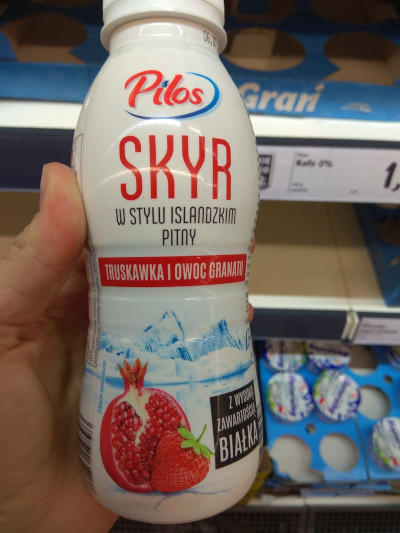 skyr pilos jogurt truskawkowy