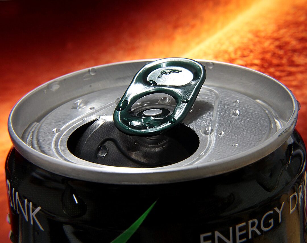 NAPOJE ENERGETYZUJĄCE – WPŁYW NA ZDROWIE NAPOJE ENERGETYZUJĄCE – WPŁYW NA ZDROWIE